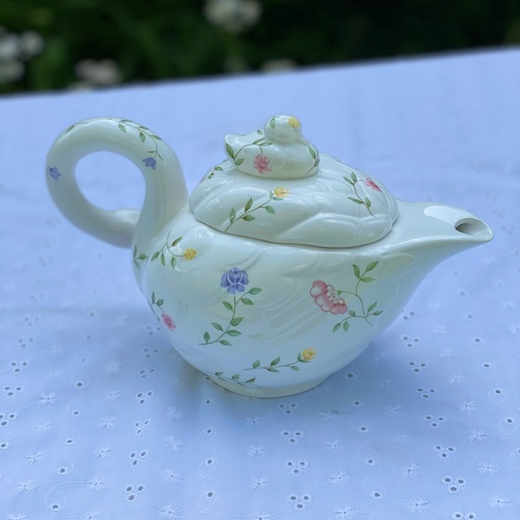 Summer Chintz Collectables Porcelain Teapot #973 - Picture 4 of 5
